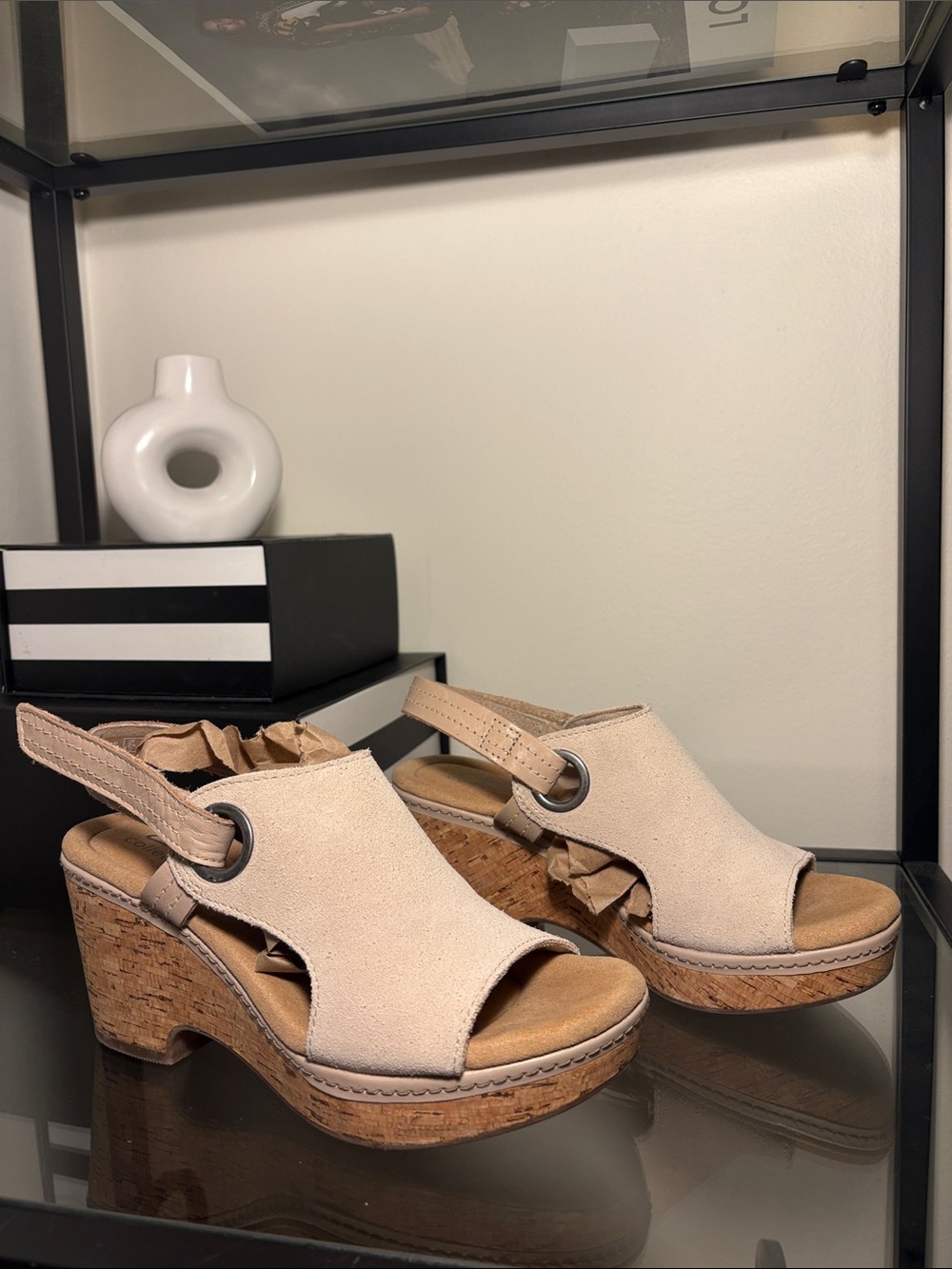Like New! Clarks Giselle Suede Cork Platform Slingback Sandals, size 5